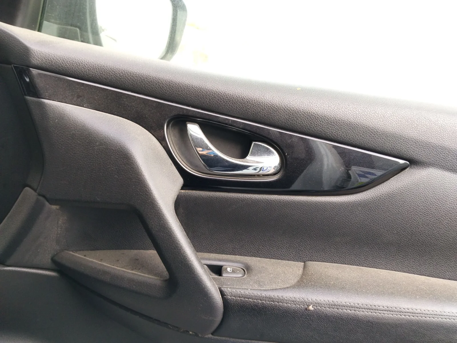 Foto de MANETA INTERIOR DELANTERA DERECHA NISSAN QASHQAI (J11E) 1.2 16V CAT (116 CV / 85 KW)