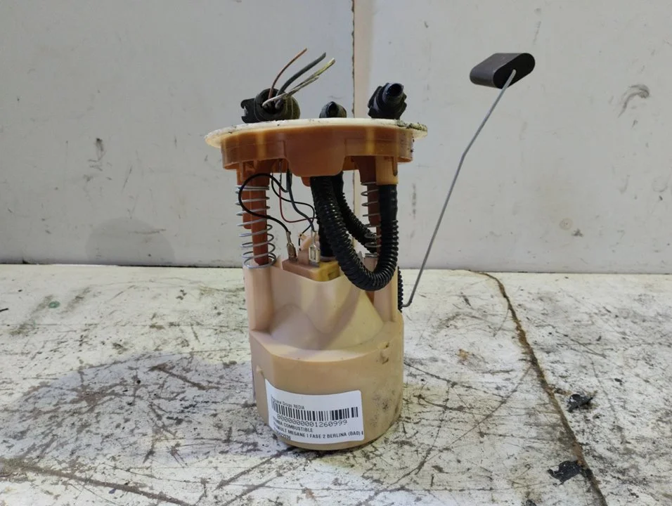 Foto de BOMBA COMBUSTIBLE RENAULT MEGANE I FASE 2 BERLINA (BA0) 1.6 (107 CV / 79 KW) referencia 7700422036
