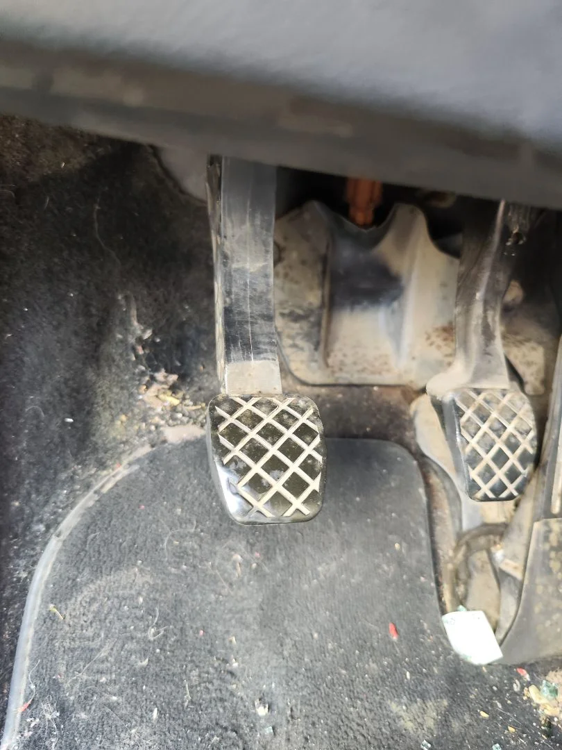 Foto de PEDAL EMBRAGUE VOLKSWAGEN GOLF VI (5K1)(10.2008) 2.0 TDI (110 CV / 81 KW)