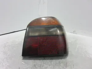 Foto de PILOTO TRASERO IZQUIERDO VOLKSWAGEN GOLF III (1H1)(11.1991) 2.0  (116 CV / 85 KW) referencia 1H6945112B