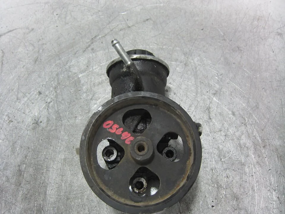 Foto de BOMBA DIRECCION TOYOTA COROLLA VERSO (R1) 2.2 Turbodiesel CAT (136 CV / 100 KW) referencia 4431005120