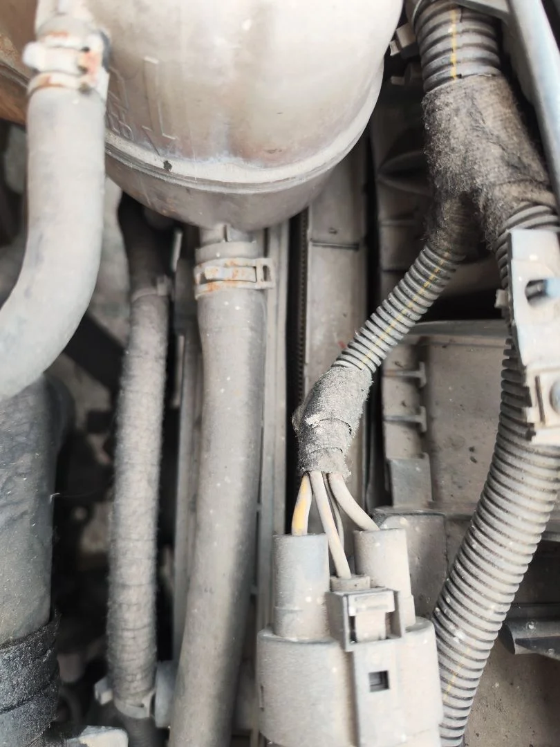 Foto de RADIADOR AGUA OPEL CORSA D 1.3 16V CDTI (75 CV / 55 KW)
