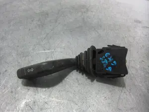 Foto de MANDO INTERMITENTES OPEL CORSA C 1.2 16V CAT (Z 12 XE / LW4) (75 CV / 55 KW) referencia 09185413