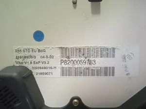 Foto de CUADRO INSTRUMENTOS RENAULT CLIO II FASE II (B/CB0) 1.2 16V (75 CV / 55 KW) referencia 8200059763 foto 9