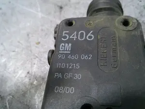 Foto de ACTUADOR CIERRE OPEL ZAFIRA B 1.7 16V CDTI (110 CV / 81 KW) referencia 90460062 foto 3