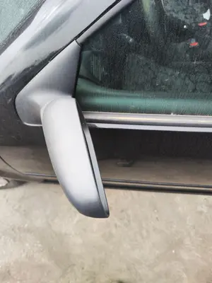 Foto de RETROVISOR IZQUIERDO VOLKSWAGEN BORA BERLINA (1J2)(1998) 1.9 TDI (110 CV / 81 KW) foto 3