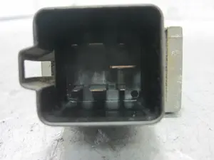 Foto de CAJA PRECALENTAMIENTO RENAULT CLIO II FASE II (B/CB0) 1.5 dCi Diesel (82 CV / 60 KW) referencia 7700115078 foto 2