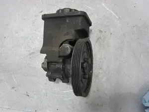 Foto de BOMBA DIRECCION BMW SERIE 3 BERLINA (E46) referencia 1928100271 foto 2