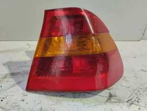 Foto de PILOTO TRASERO DERECHO BMW SERIE 3 BERLINA (E46) referencia 388012