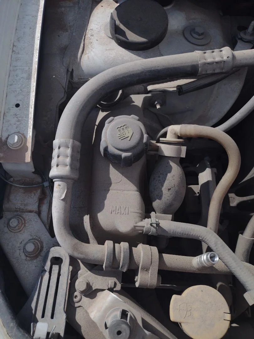 Foto de DEPOSITO EXPANSION RENAULT MEGANE III BERLINA 5P 1.5 dCi Diesel CAT (86 CV / 63 KW) referencia 217100005R