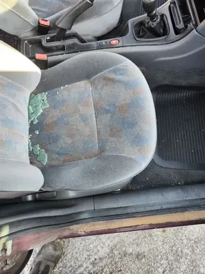 Foto de ASIENTO DELANTERO DERECHO RENAULT LAGUNA (B56) 2.0  (113 CV / 83 KW)