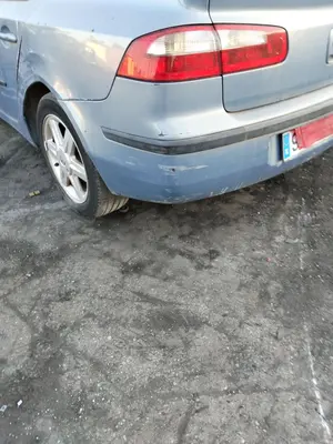 Foto de PARAGOLPES TRASERO RENAULT LAGUNA II (BG0) 1.9 dCi Diesel CAT (101 CV / 74 KW) referencia 7701206438 foto 3