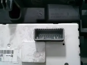 Foto de PANTALLA MULTIFUNCION RENAULT MEGANE III BERLINA 5P 1.5 dCi Diesel (106 CV / 78 KW) referencia 280349044R foto 4