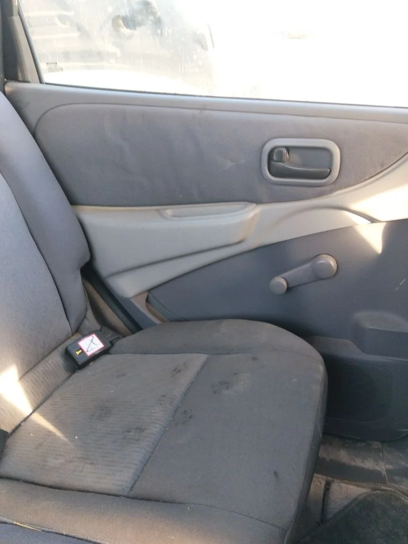 Foto de GUARNECIDO PUERTA TRASERA IZQUIERDA NISSAN ALMERA TINO (V10M) 1.8 16V CAT (114 CV / 84 KW) referencia 82901BU700