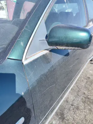 Foto de RETROVISOR IZQUIERDO AUDI A6 BERLINA (4B2) 2.5 V6 24V TDI (150 CV / 110 KW)
