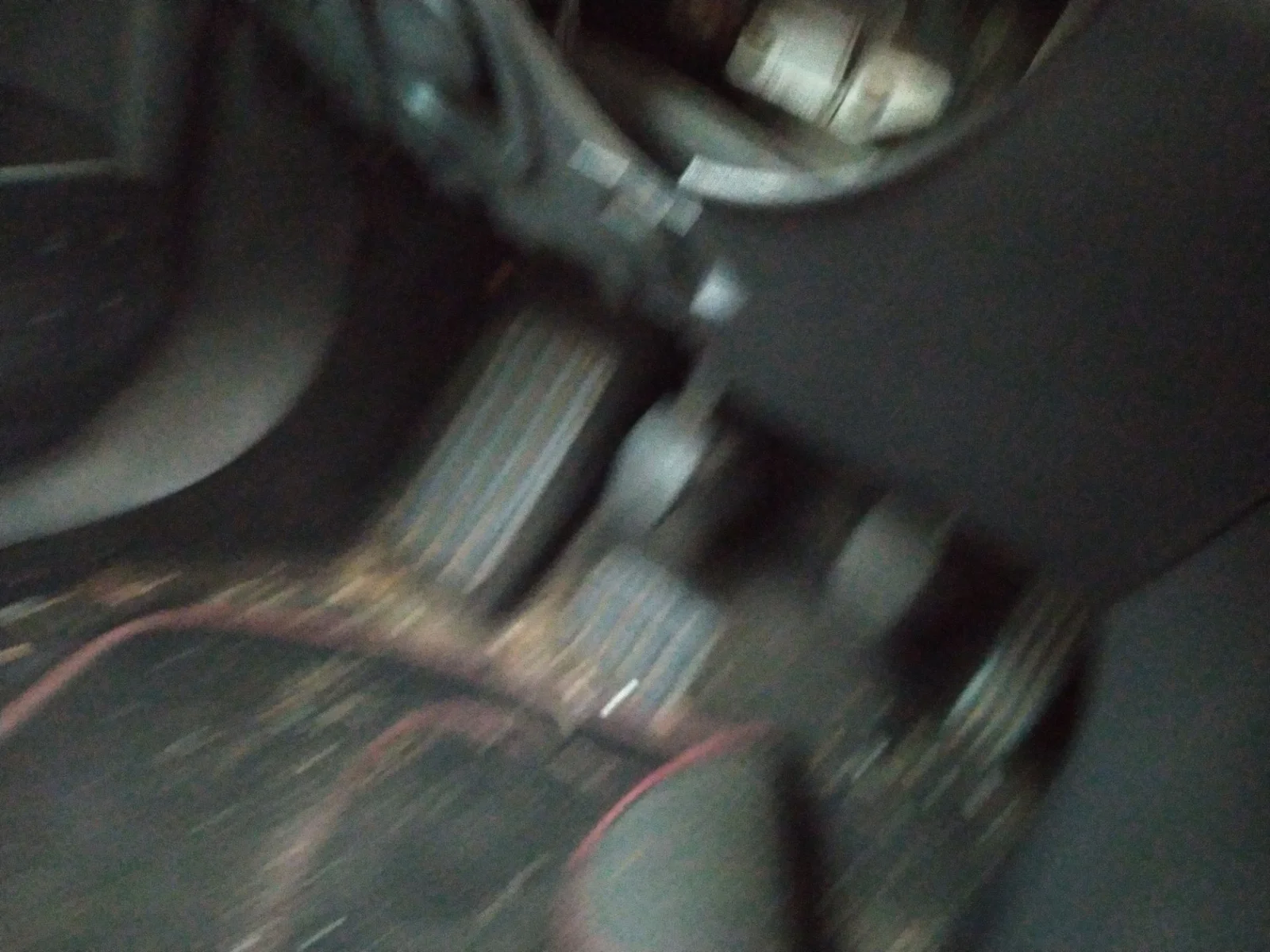 Foto de PEDAL FRENO RENAULT MEGANE II GRANDTOUR 1.4 16V (98 CV / 72 KW) referencia 8200705400