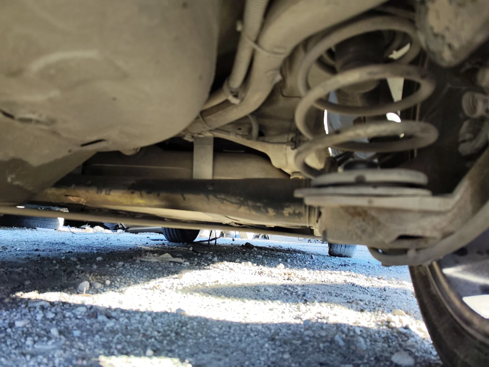 Foto de EJE TRASERO OPEL ASTRA H TWIN TOP 1.9 16V CDTI CAT (Z 19 DTH / LRD) (150 CV / 110 KW)