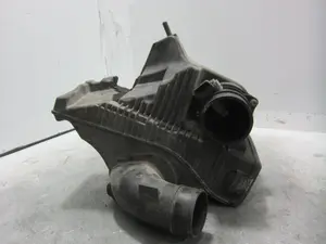 Foto de CAJA FILTRO AIRE RENAULT CLIO III 1.5 dCi Diesel (68 CV / 50 KW) referencia 8200398990