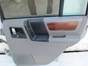 Foto de GUARNECIDO PUERTA TRASERA DERECHA CHRYSLER JEEP GR.CHEROKEE (ZJ)/(Z) 5.2 V8 CAT (211 CV / 155 KW) foto 2