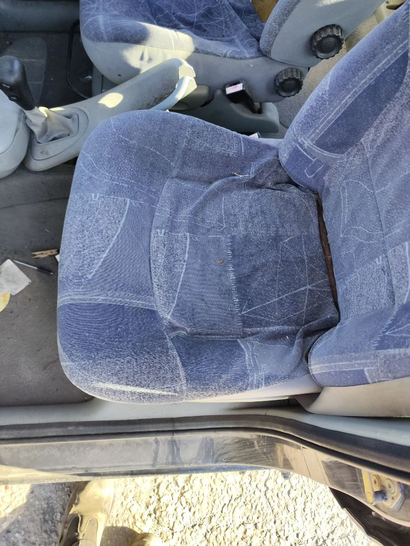 Foto de ASIENTO DELANTERO IZQUIERDO RENAULT SCENIC I (JA...) 1.4 CAT (95 CV / 70 KW)