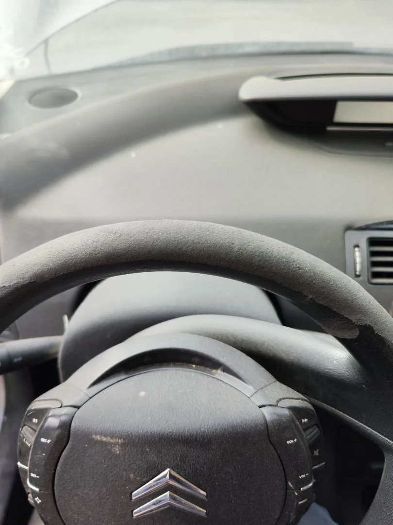 Foto de VOLANTE CITROEN C4 BERLINA 1.6 16V HDi (90 CV / 66 KW)