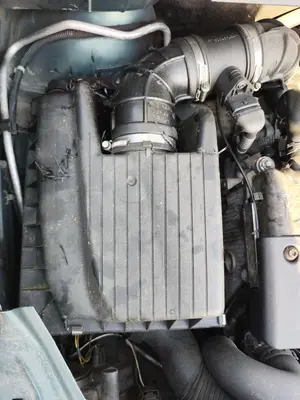 Foto de CAJA FILTRO AIRE OPEL ZAFIRA A 2.0 DTI (101 CV / 74 KW) referencia 13271059