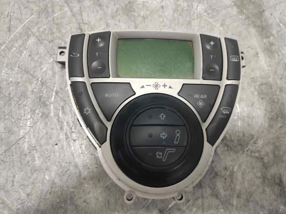 Foto de MANDO CLIMATIZADOR CITROEN C8 2.0 HDi FAP CAT (107 CV / 79 KW) referencia 14874990YR