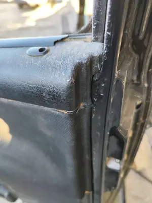 Foto de GUARNECIDO PUERTA DELANTERA DERECHA VOLKSWAGEN GOLF III (1H1)(11.1991) 1.9 TDI (110 CV / 81 KW) referencia 1H4867011 foto 3
