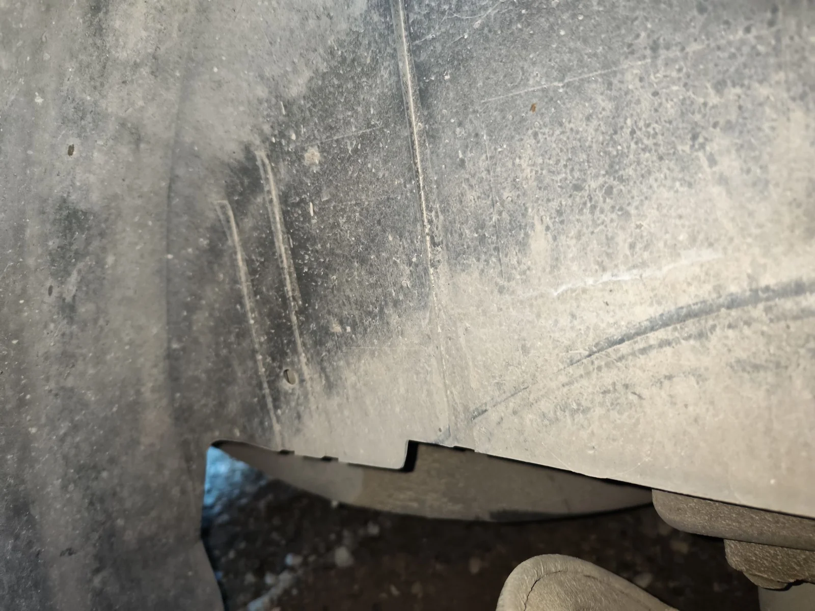 Foto de PASO RUEDA TRASERO DERECHO CITROEN C5 BERLINA 2.0 HDi (109 CV / 80 KW)