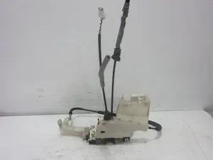 Foto de CERRADURA PUERTA TRASERA IZQUIERDA FIAT 500X (334) 2.0 16V Multijet CAT (140 CV / 103 KW) referencia 40136025003 foto 2