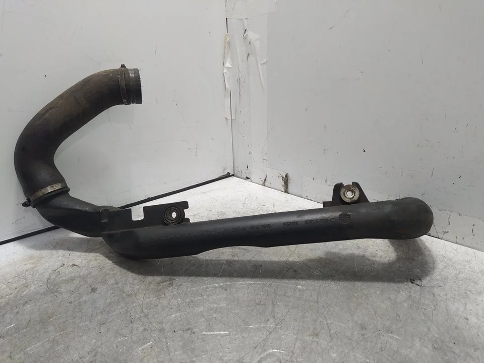Foto de MANGUERAS INTERCOOLER FORD MONDEO BERLINA (GE) 2.0 16V DI TD CAT (116 CV / 85 KW) referencia 1S7Q6K863DA