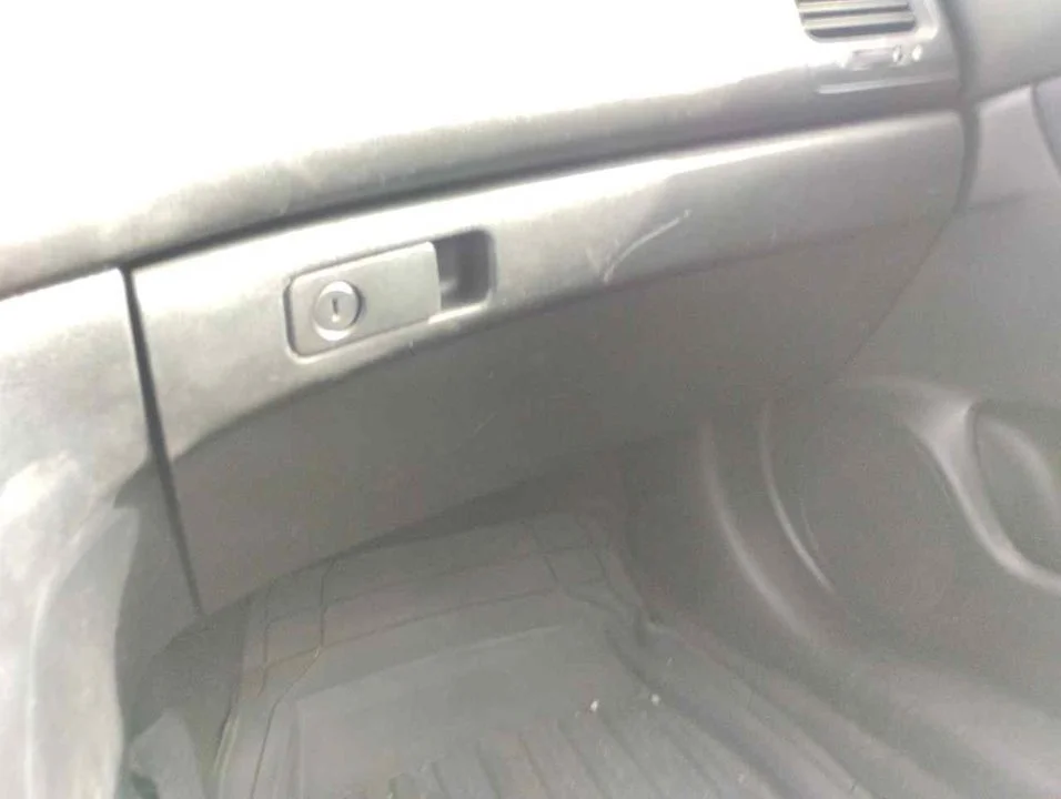 Foto de GUANTERA HONDA ACCORD BERLINA (CL/CN) 2.0 VTEC CAT (155 CV / 114 KW)