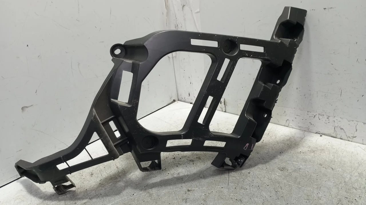 Foto de SOPORTE PARAGOLPES TRASERO PEUGEOT 3008 1.5 Blue-HDI FAP (131 CV / 96 KW) referencia 9840997780
