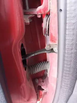 Foto de RETENEDOR PUERTA CITROEN C2 1.4  (73 CV / 54 KW) referencia 9181H6