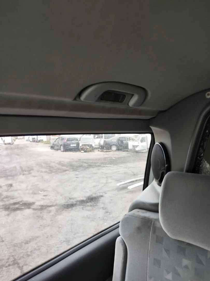 Foto de ASIDERO TECHO TRASERO DERECHO MERCEDES-BENZ VIANO (639) 2.1 CDI CAT (150 CV / 110 KW)