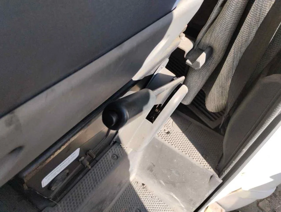 Foto de PALANCA FRENO FIAT DUCATO II CAMIÓN 2.8 JTD (146 CV / 107 KW)
