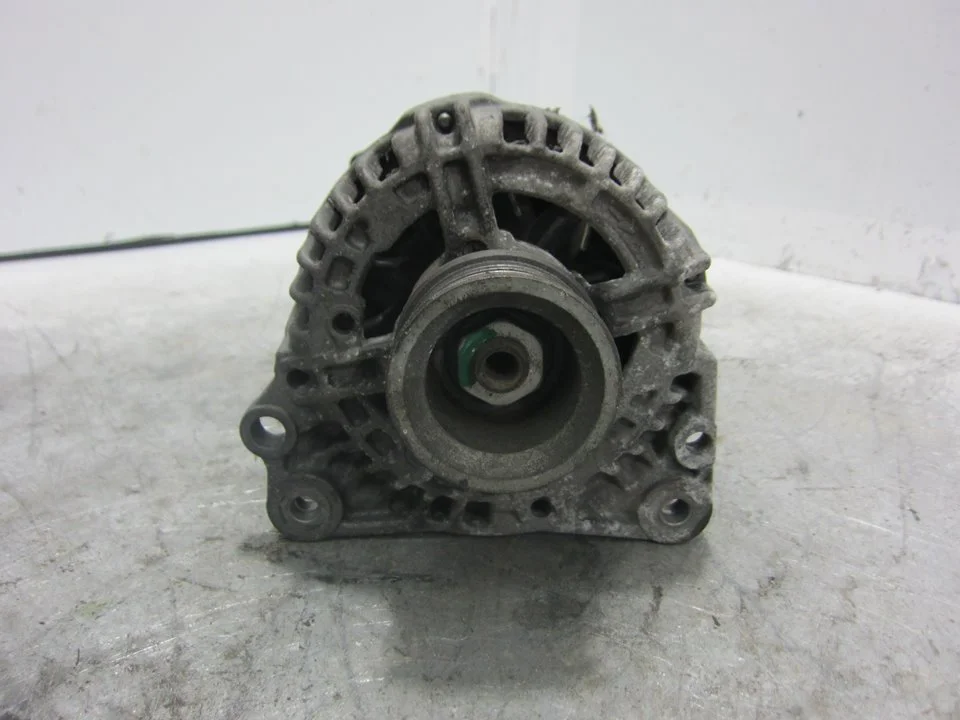 Foto de ALTERNADOR VOLKSWAGEN GOLF IV BERLINA (1J1)(10.1997) 1.9 TDI (110 CV / 81 KW) referencia 038903018PV