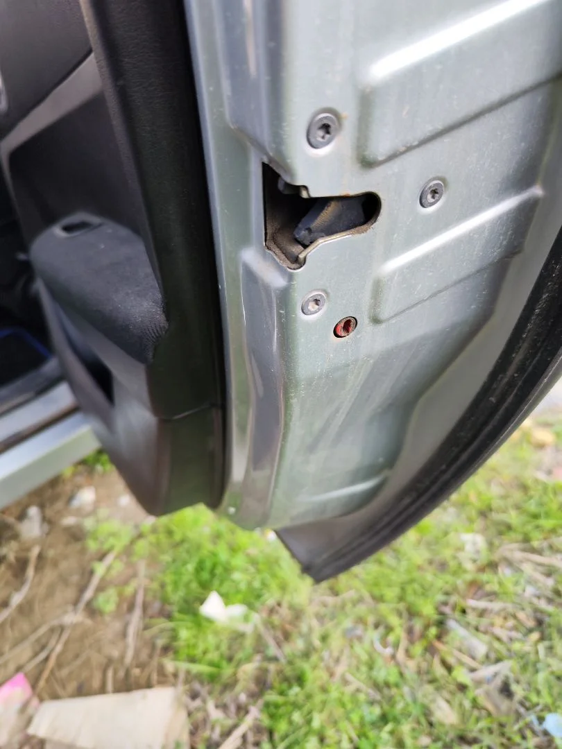 Foto de CERRADURA PUERTA TRASERA DERECHA PEUGEOT 307 BREAK/ SW (S2) 2.0 16V HDi FAP CAT (RHR / DW10BTED4) (136 CV / 100 KW)