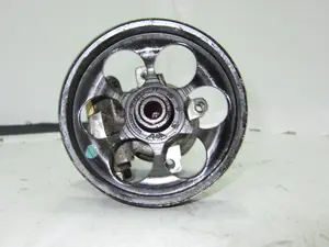 Foto de BOMBA DIRECCION RENAULT LAGUNA II (BG0) referencia 8200100082