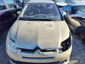 Foto de CAPO CITROEN C4 BERLINA 1.6 16V HDi (90 CV / 66 KW) foto 2