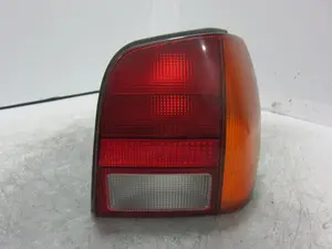 Foto de PILOTO TRASERO DERECHO VOLKSWAGEN POLO III (6N1) 1.4 16V (101 CV / 74 KW) referencia 6N0945086