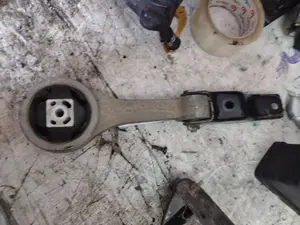 Foto de SOPORTE MOTOR TRASERO SEAT IBIZA BERLINA (6J5) referencia 6Q0199851AR foto 2