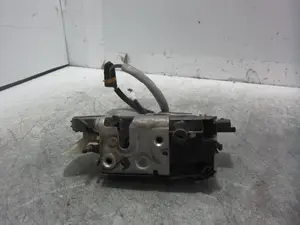 Foto de CERRADURA PUERTA DELANTERA IZQUIERDA CITROEN C4 BERLINA 1.6 HDi FAP (112 CV / 82 KW) referencia 9685351380