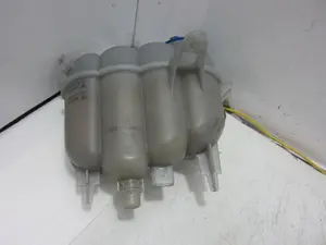 Foto de DEPOSITO EXPANSION AUDI A4 AVANT (8W5) referencia 8W0121405E foto 4
