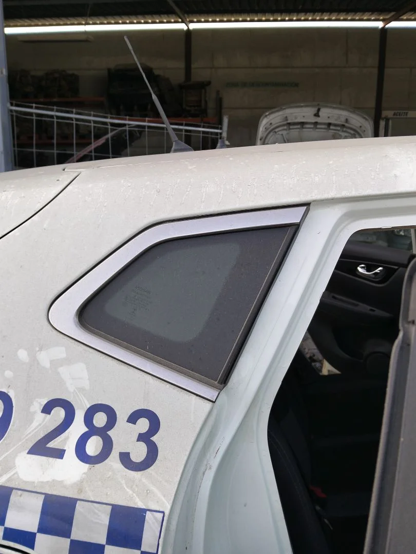 Foto de LUNA CUSTODIA TRASERA DERECHA NISSAN QASHQAI (J11E) 1.2 16V CAT (116 CV / 85 KW)