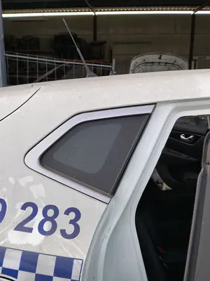 Foto de LUNA CUSTODIA TRASERA DERECHA NISSAN QASHQAI (J11E) 1.2 16V CAT (116 CV / 85 KW)