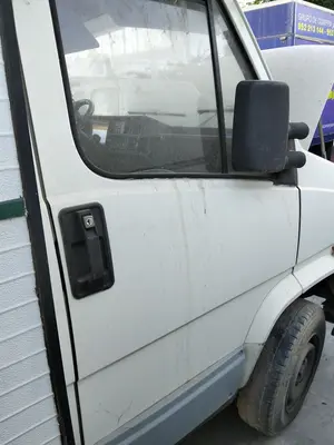 Foto de PUERTA DELANTERA DERECHA FIAT DUCATO I BUS foto 2