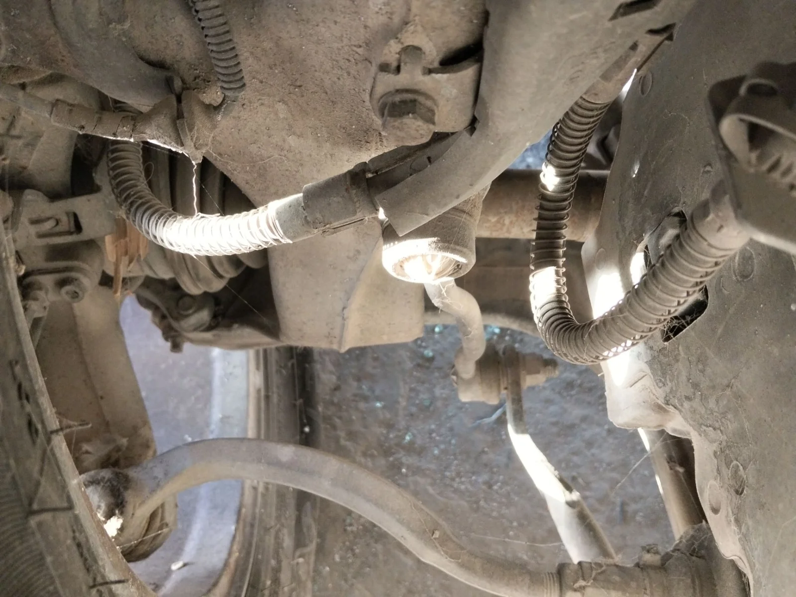 Foto de BIELETA ESTABILIZADORA DELANTERA DERECHA PEUGEOT 407 1.6 HDi FAP CAT (9HZ / DV6TED4) (109 CV / 80 KW) referencia 508753