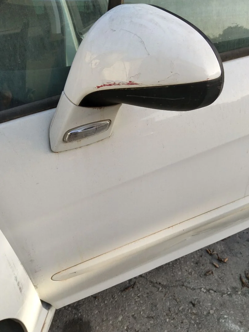 Foto de RETROVISOR IZQUIERDO PEUGEOT 308 SW 1.6 HDi FAP CAT (9HZ / DV6TED4) (109 CV / 80 KW)