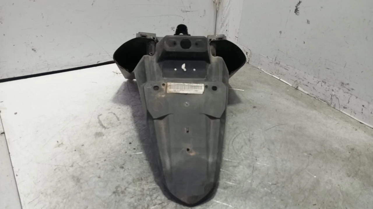 Foto de PORTAMATRICULAS HONDA PCX 125 125 cm3 - 8.6 kW (0 CV / 0 KW) referencia P8636